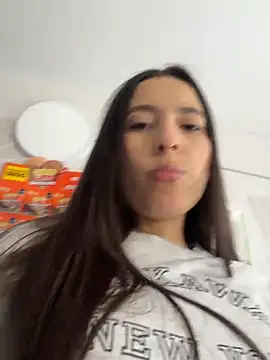 LittleDoll    online show from 03.15.26