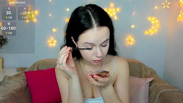 Snapshot of Lori__Hell chatting on 01.18.25 Lori  Hell online show from 01.18.25