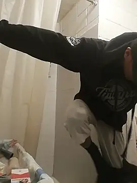 Snapshot of jordirey chatting on 12.06.24 jordirey online show from 12.06.24