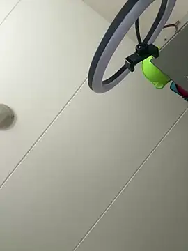 officialkhakes za online show from 04.02.26