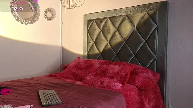 ashley brend online show from 04.10.26