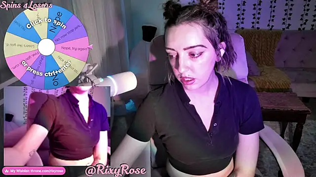 Trixyrose online show from 07.28.26