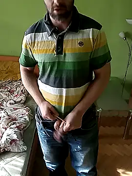 Snapshot of Piter9023 chatting on 02.08.25 Piter9023 online show from 02.08.25