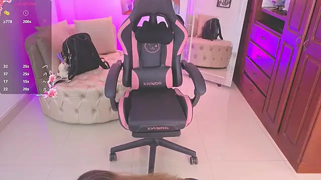 NATAASHA    online show from 09.29.25