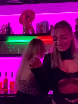 Snapshot of LizzyLush_ chatting on 09.13.25 LizzyLush online show from 09.13.25