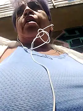 Snapshot of DirtyBIianca chatting on 05.23.26 DirtyBIianca online show from 05.23.26