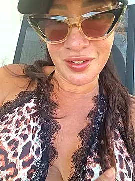 Snapshot of TheGoddessBianca chatting on 08.08.26 TheGoddessBianca online show from 08.08.26
