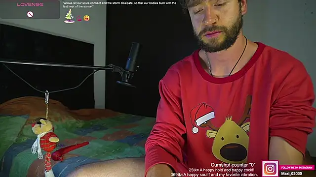 Snapshot of just_maxii chatting on 12.20.24 just maxii online show from 12.20.24