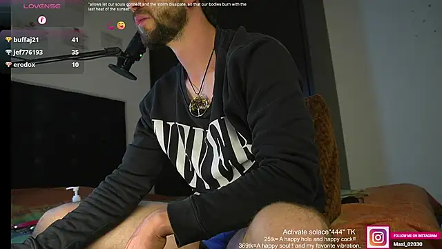 Snapshot of just_maxii chatting on 03.13.25 just maxii online show from 03.13.25