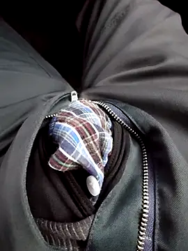 Snapshot of mjiyk1130 chatting on 03.03.25 mjiyk1130 online show from 03.03.25