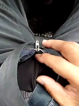 Snapshot of mjiyk1130 chatting on 03.04.25 mjiyk1130 online show from 03.04.25