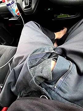 Snapshot of mjiyk1130 chatting on 09.10.25 mjiyk1130 online show from 09.10.25