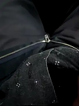 Snapshot of mjiyk1130 chatting on 10.03.25 mjiyk1130 online show from 10.03.25