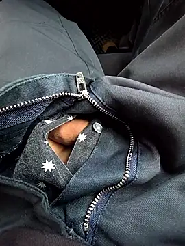 Snapshot of mjiyk1130 chatting on 10.15.25 mjiyk1130 online show from 10.15.25