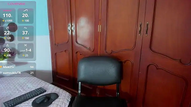 Snapshot of _Sarahh_0 chatting on 03.18.25  Sarahh 0 online show from 03.18.25