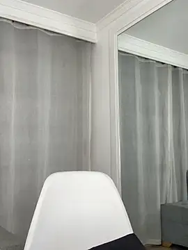 Snapshot of ImAlicee chatting on 03.06.25 ImAlicee online show from 03.06.25