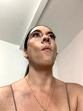 Snapshot of ImAlicee chatting on 11.03.25 ImAlicee online show from 11.03.25