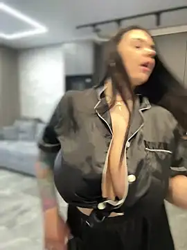 HugeBoobs- online show from 02.15.25