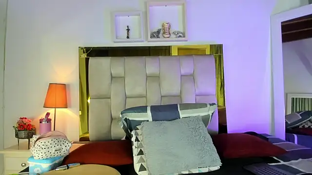 emmy r online show from 01.08.25