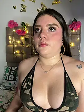 Jullieetta online show from 06.10.26