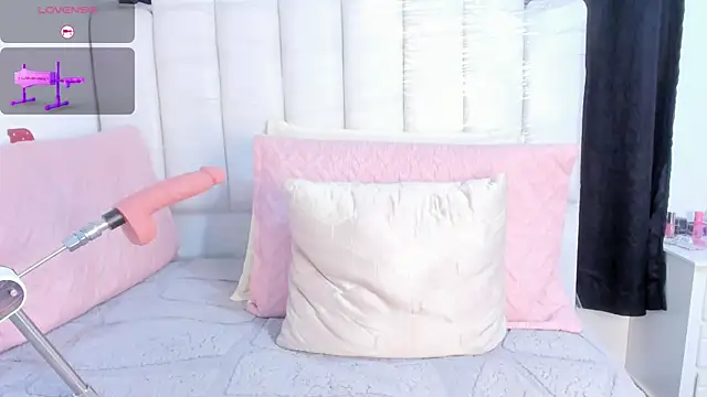 RoxannaBlanche online show from 03.21.26