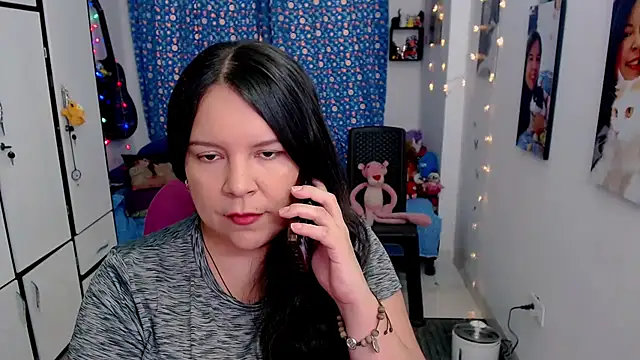 claryssa  online show from 09.25.25