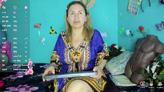 SheraHadee online show from 02.18.26