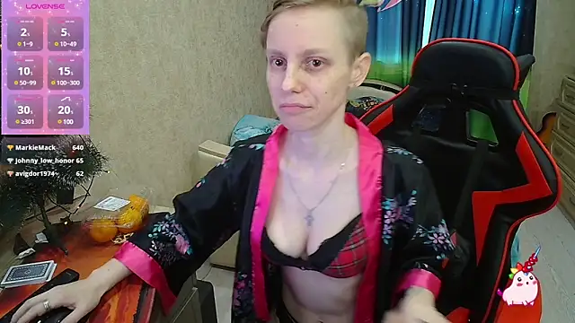 Alexis Gordon online show from 01.25.25