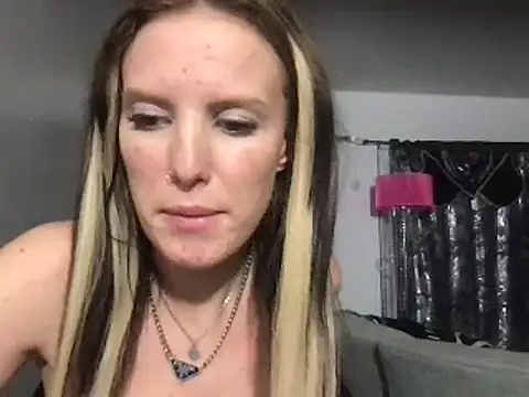 kittycatkendra online show from 02.11.25