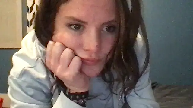 kittycatkendra online show from 11.18.25