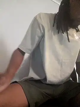 Snapshot of koolbend chatting on 01.14.26 koolbend online show from 01.14.26