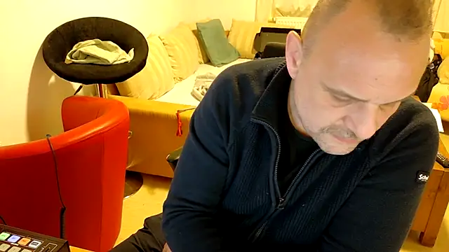 Snapshot of Jeflitschte@xh chatting on 03.03.26 Jeflitschtexh online show from 03.03.26