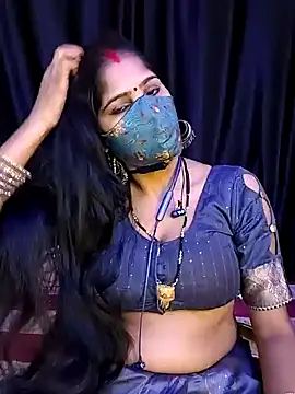 Snapshot of MUMTAJ_1 chatting on 12.23.24 MUMTAJ 1 online show from 12.23.24