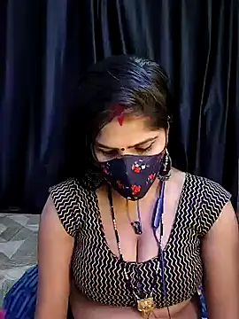 Snapshot of MUMTAJ_1 chatting on 01.05.25 MUMTAJ 1 online show from 01.05.25