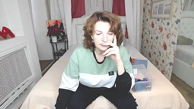 AmiHotGranny online show from 04.05.26