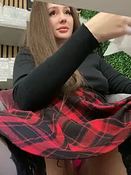 Snapshot of Deonta_ chatting on 02.07.25 Deonta online show from 02.07.25