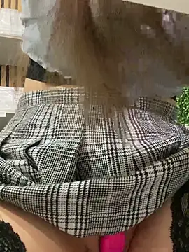 Snapshot of Deonta_ chatting on 02.12.25 Deonta online show from 02.12.25