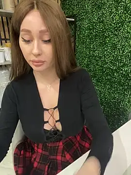 Snapshot of Deonta_ chatting on 11.30.25 Deonta online show from 11.30.25