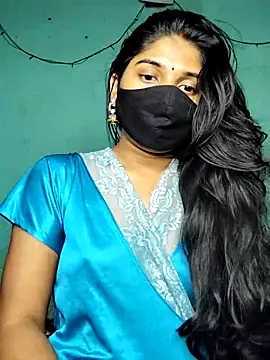 Snapshot of Luv_Adite20 chatting on 02.10.25 Luv Adite20 online show from 02.10.25