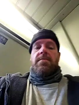 Snapshot of eltoulou chatting on 01.09.25 eltoulou online show from 01.09.25