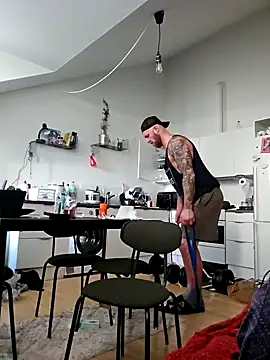 Snapshot of eltoulou chatting on 01.11.25 eltoulou online show from 01.11.25