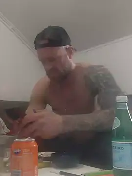 Snapshot of eltoulou chatting on 03.03.25 eltoulou online show from 03.03.25