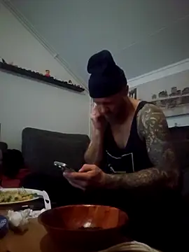 Snapshot of eltoulou chatting on 12.03.25 eltoulou online show from 12.03.25