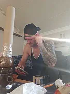 eltoulou online show from 12.15.25