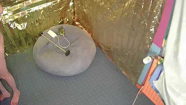 Snapshot of Markxen_cam chatting on 12.21.24 Markxen cam online show from 12.21.24