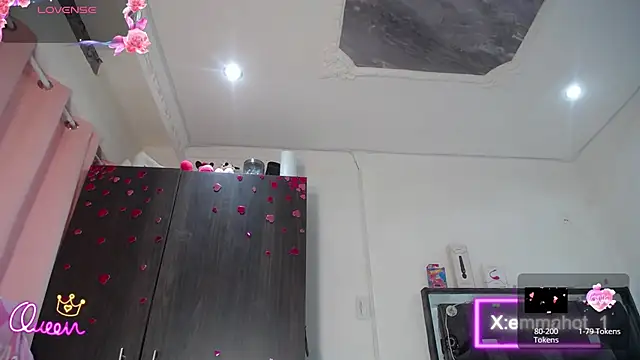 emma hoot1 online show from 04.15.26