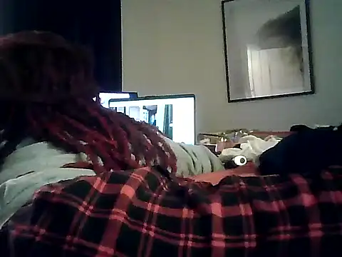 Snapshot of CaramelDipper chatting on 01.23.25 CaramelDipper online show from 01.23.25