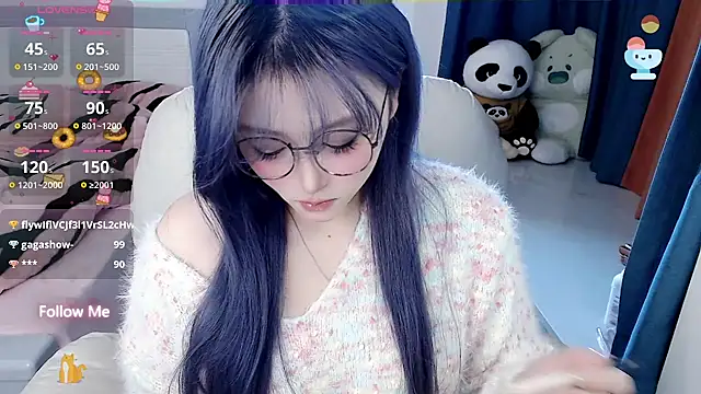 Snapshot of Sweet-18wanwan chatting on 12.27.24 Sweet-18wanwan online show from 12.27.24
