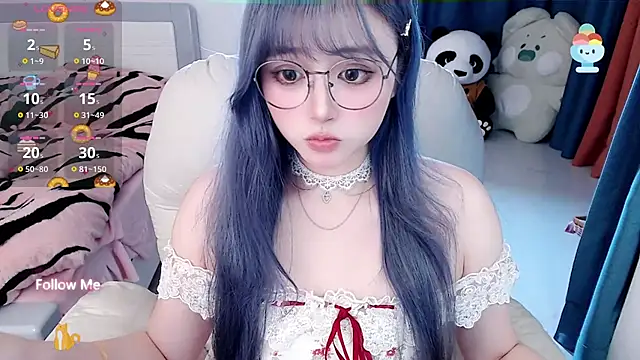 Snapshot of Sweet-18wanwan chatting on 01.25.25 Sweet-18wanwan online show from 01.25.25