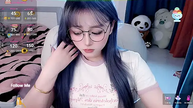 Snapshot of Sweet-18wanwan chatting on 01.26.25 Sweet-18wanwan online show from 01.26.25